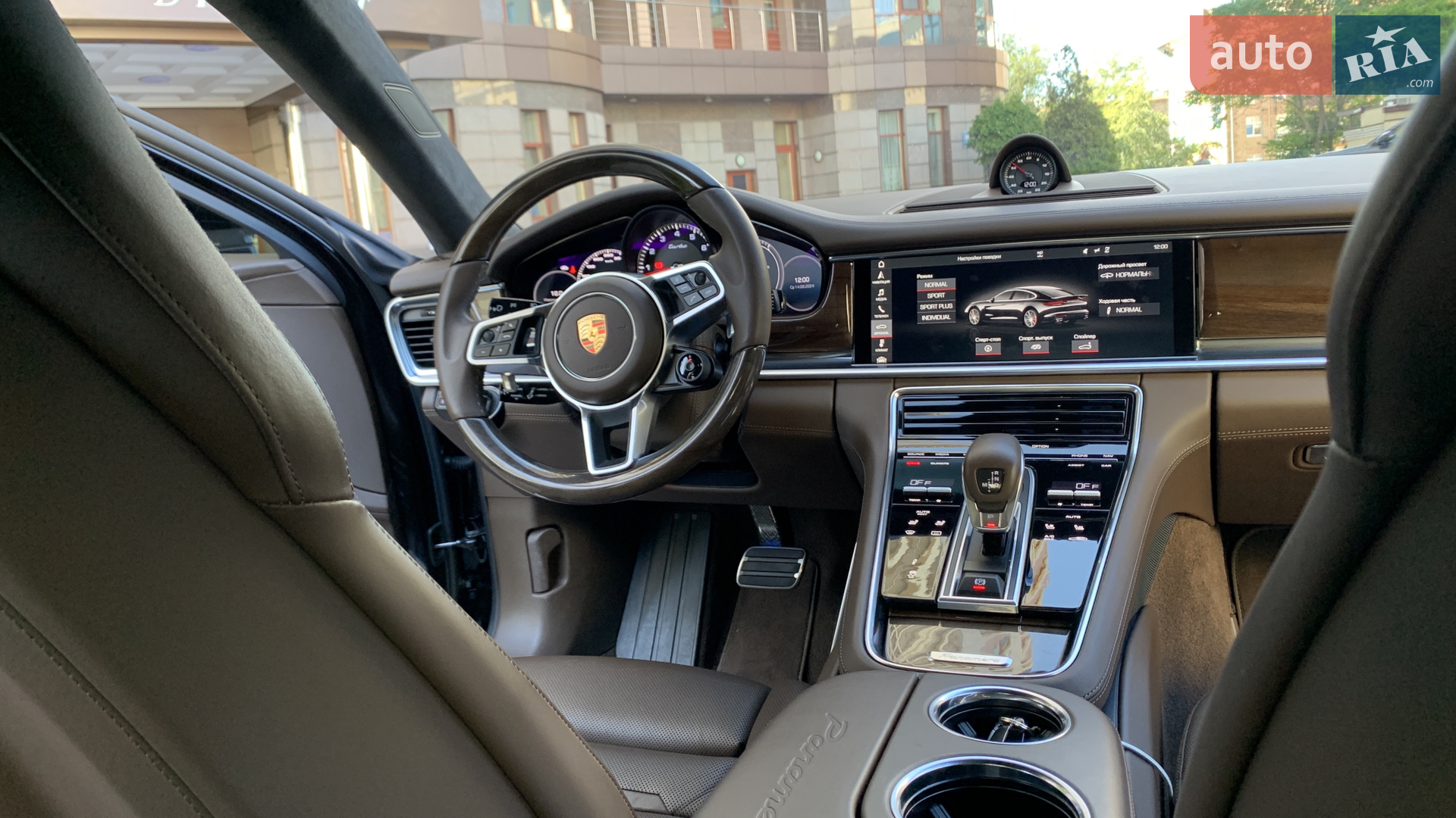 2016 Porsche Panamera - мініатюра 40