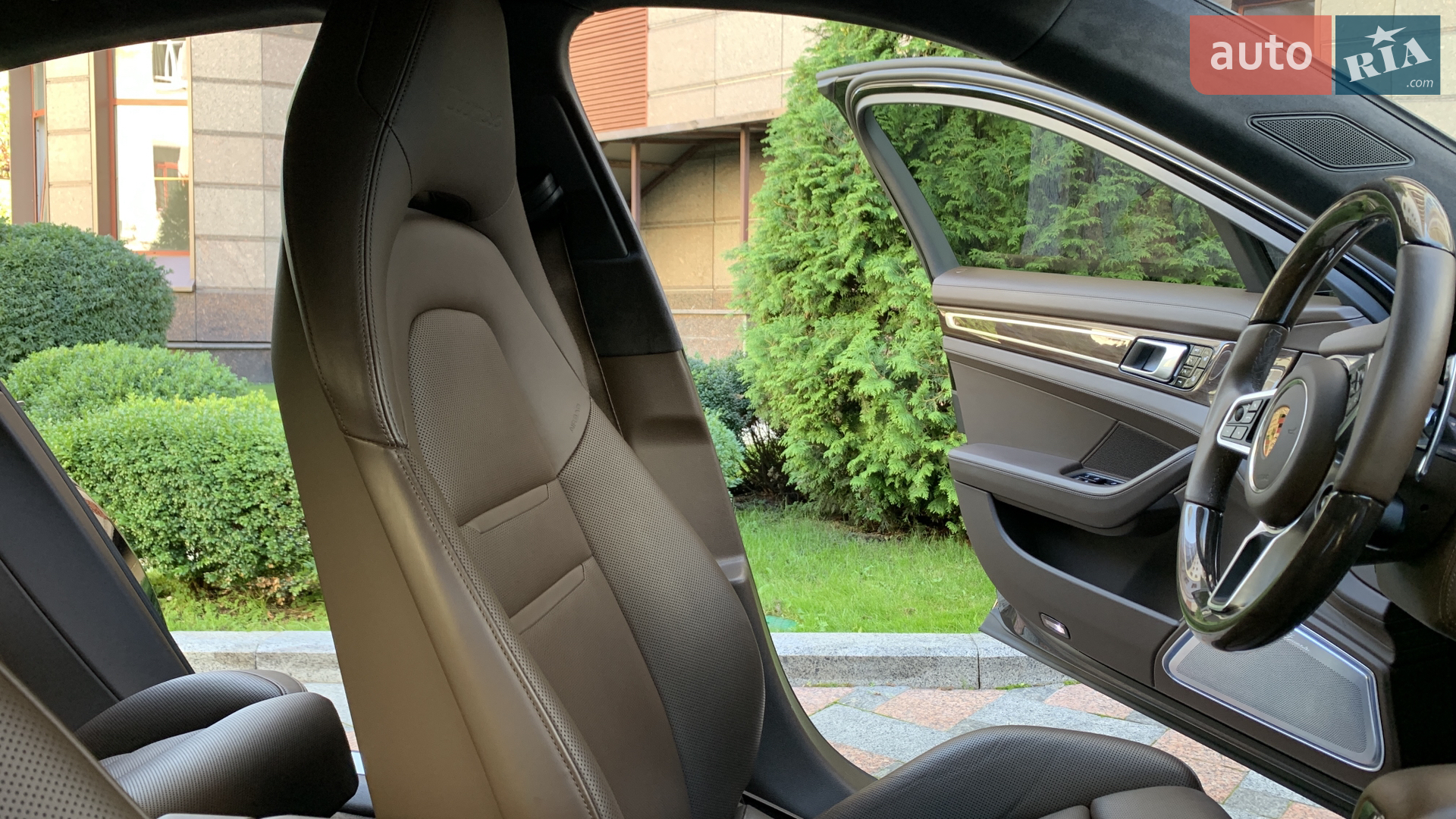 2016 Porsche Panamera - мініатюра 47