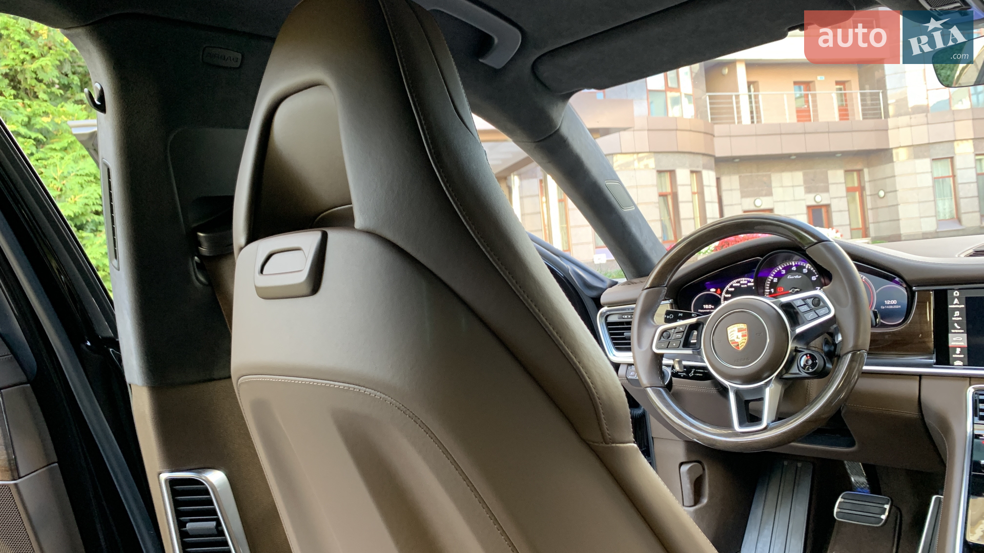 2016 Porsche Panamera - мініатюра 48