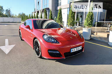 Фастбек Porsche Panamera 2013 в Києві