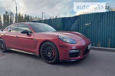 Фастбек Porsche Panamera 2015 в 