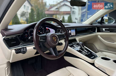 Фастбэк Porsche Panamera 2021 в Львове