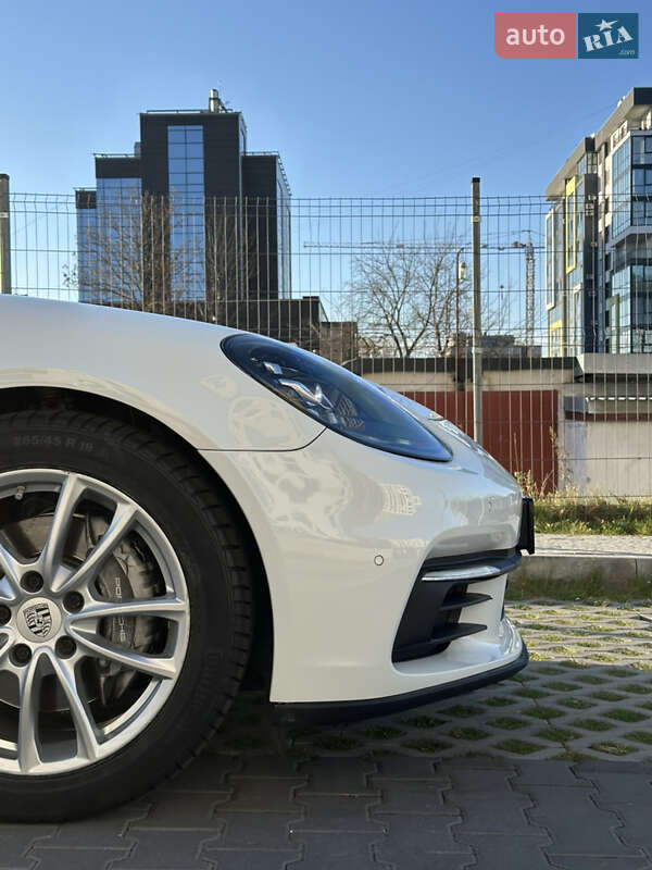 Фастбек Porsche Panamera 2017 в Львові