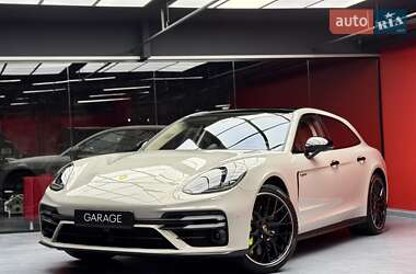 Универсал Porsche Panamera 2021 в Киеве