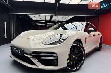 Універсал Porsche Panamera 2021 в Києві