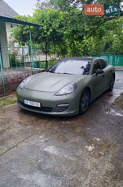 Фастбэк Porsche Panamera 2011 в Кривом Роге