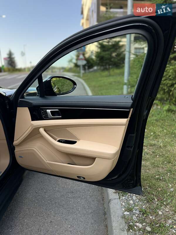 Фастбэк Porsche Panamera 2020 в Виннице