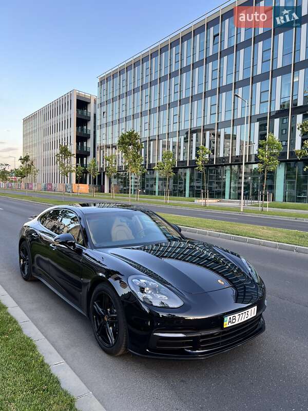 Фастбэк Porsche Panamera 2020 в Виннице