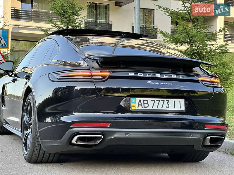 Фастбэк Porsche Panamera 2020 в Виннице