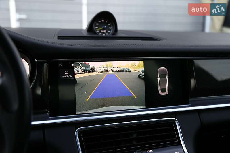 Фастбэк Porsche Panamera 2019 в Киеве