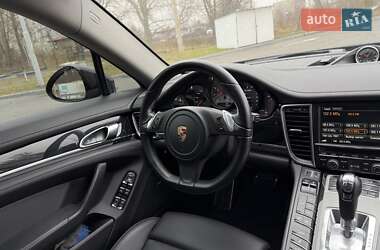 Фастбэк Porsche Panamera 2014 в Киеве