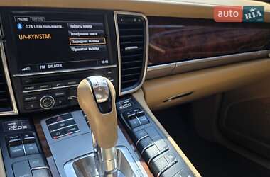 Фастбэк Porsche Panamera 2012 в 