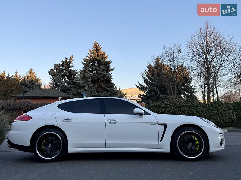 Фастбэк Porsche Panamera 2013 в Одессе фото 25 Фастбэк Porsche Panamera 2013 в Одессе