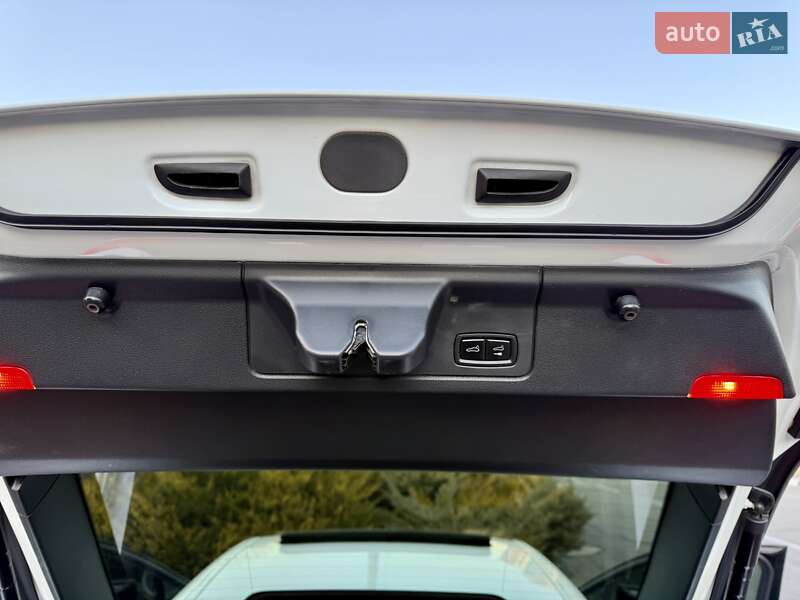 Фастбэк Porsche Panamera 2013 в Одессе фото 64 Фастбэк Porsche Panamera 2013 в Одессе