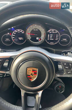 Фастбек Porsche Panamera 2017 в 