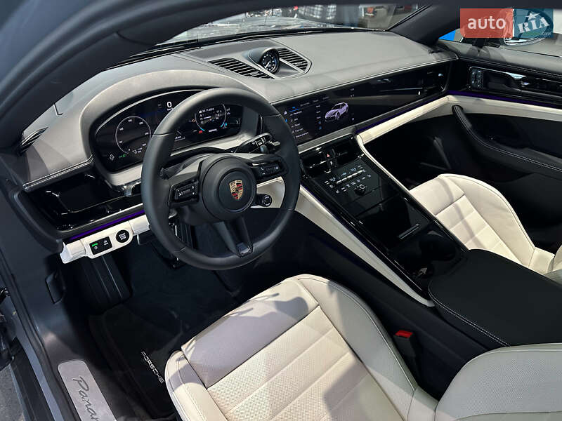 Фастбэк Porsche Panamera 2024 в Одессе