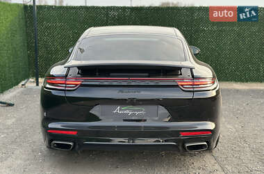 Фастбек Porsche Panamera 2018 в 