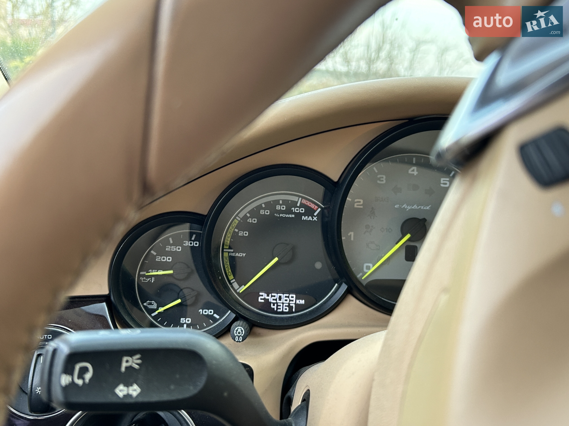 2013 Porsche Panamera - мініатюра 13
