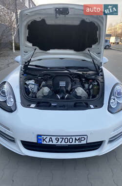 Фастбек Porsche Panamera 2015 в 