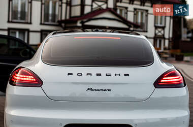 Фастбэк Porsche Panamera 2016 в 