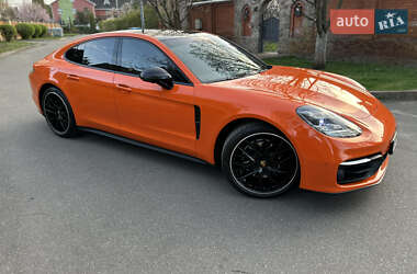 Фастбек Porsche Panamera 2021 в 