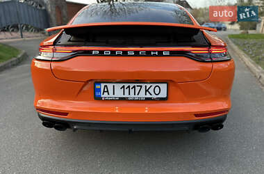 Фастбек Porsche Panamera 2021 в 
