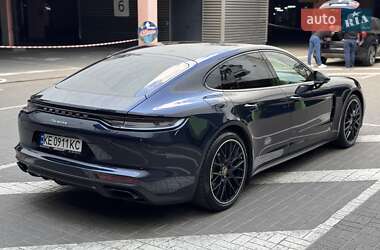 Фастбэк Porsche Panamera 2020 в 