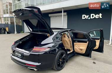 Фастбэк Porsche Panamera 2020 в 