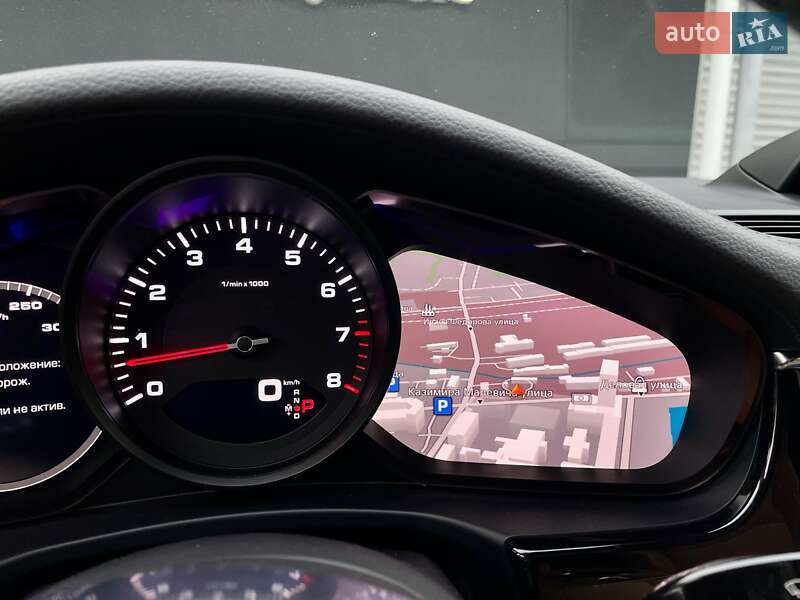 Фастбэк Porsche Panamera 2020 в Киеве