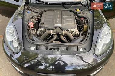 Фастбек Porsche Panamera 2013 в 