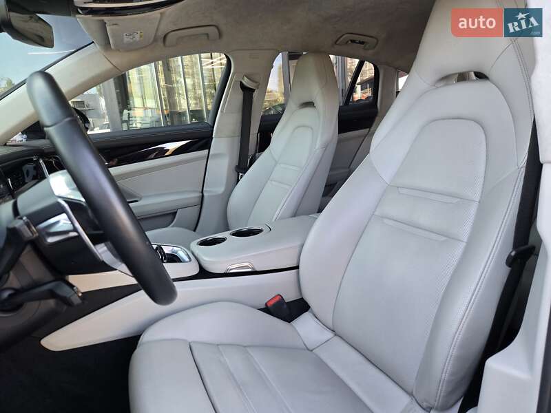 Фастбек Porsche Panamera 2017 в Одесі фото 6 Фастбек Porsche Panamera 2017 в Одесі