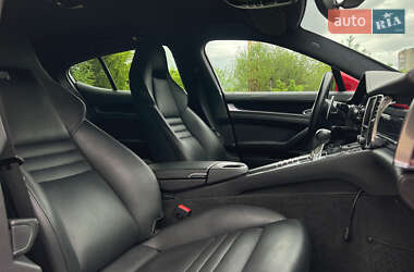 Фастбек Porsche Panamera 2014 в 