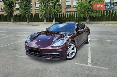 Фастбэк Porsche Panamera 2017 в 