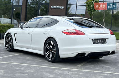 Фастбэк Porsche Panamera 2012 в 