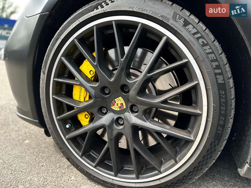 Фастбек Porsche Panamera 2017 в Києві фото 7 Фастбек Porsche Panamera 2017 в Києві