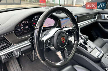 Фастбэк Porsche Panamera 2017 в 