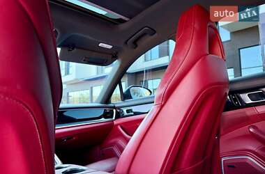 Фастбек Porsche Panamera 2017 в 