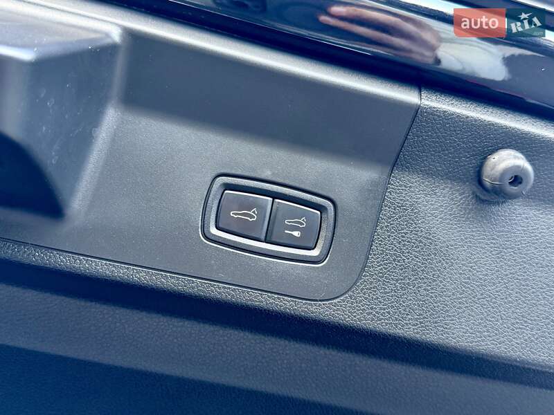Фастбек Porsche Panamera 2016 в Києві