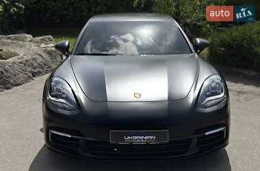 Универсал Porsche Panamera 2017 в 