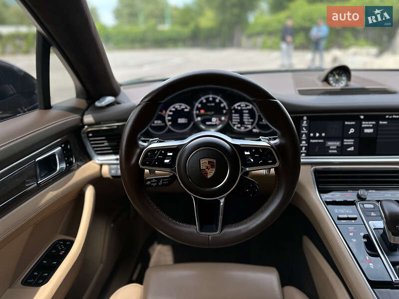 Универсал Porsche Panamera 2017 в Днепре
