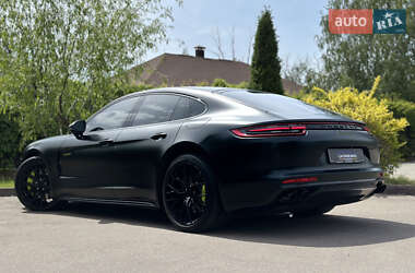 Универсал Porsche Panamera 2017 в 