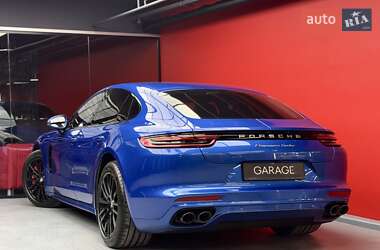 Фастбэк Porsche Panamera 2018 в 