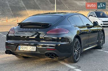 Фастбэк Porsche Panamera 2014 в 