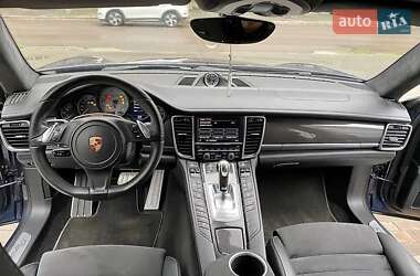 Фастбэк Porsche Panamera 2013 в Киеве
