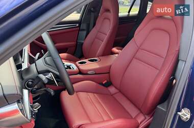 Фастбек Porsche Panamera 2023 в 