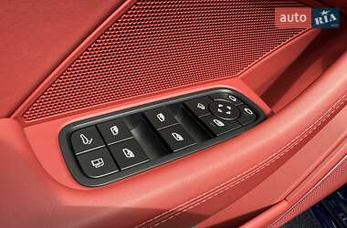 Фастбек Porsche Panamera 2023 в 