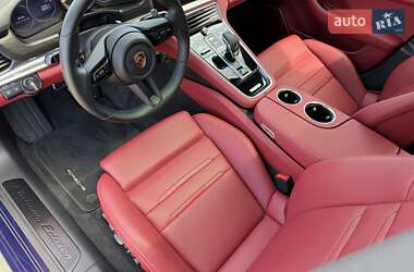 Фастбек Porsche Panamera 2023 в 