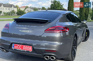 Фастбек Porsche Panamera 2016 в 
