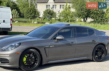 Фастбек Porsche Panamera 2016 в 