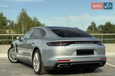 Фастбек Porsche Panamera 2021 в 